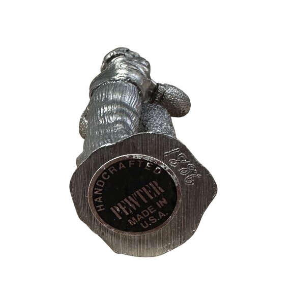 Vintage Pewter Figurine Child With Stocking Michael A Ricker Special Edition 199 - Picture 5 of 6